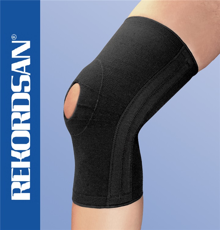 Knee support with hole